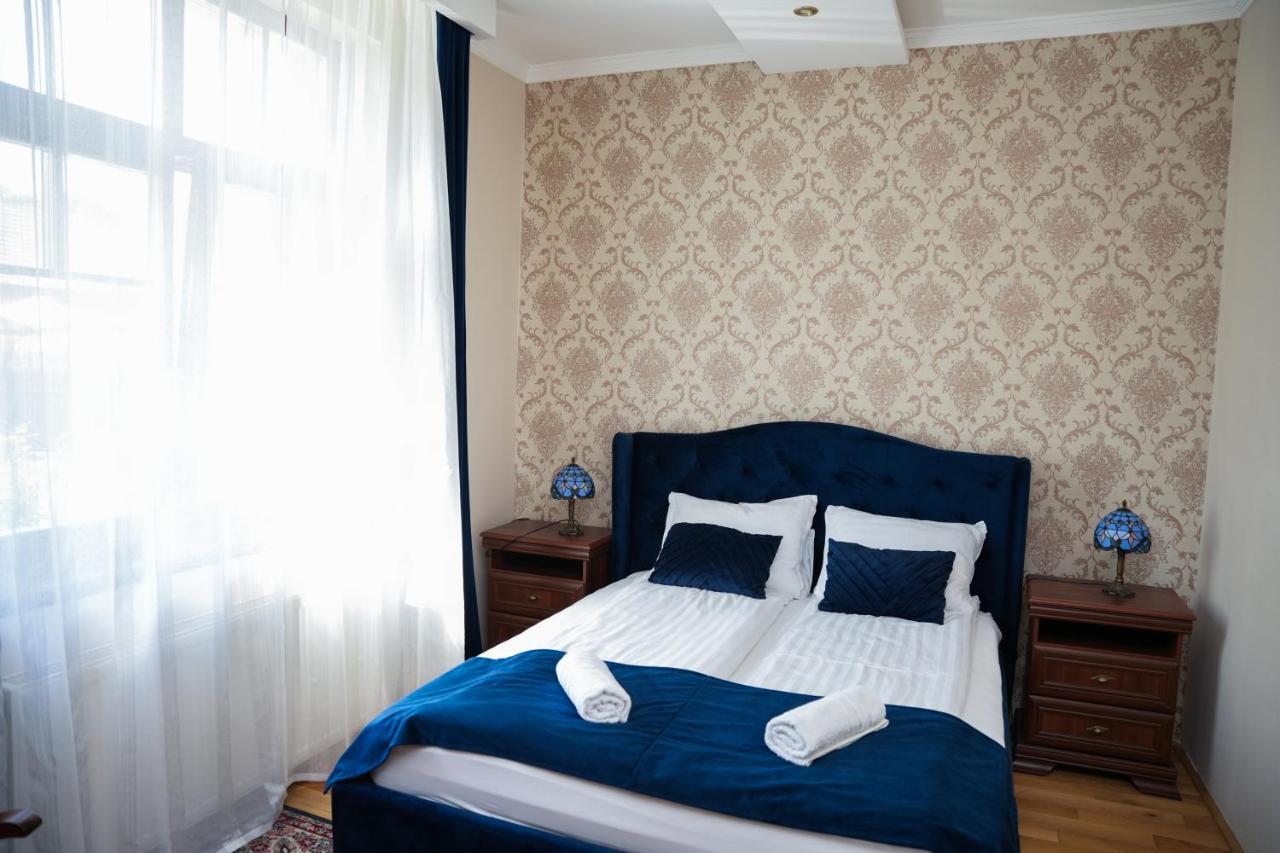 Varkert Deluxe Apartmanhaz Вілла *