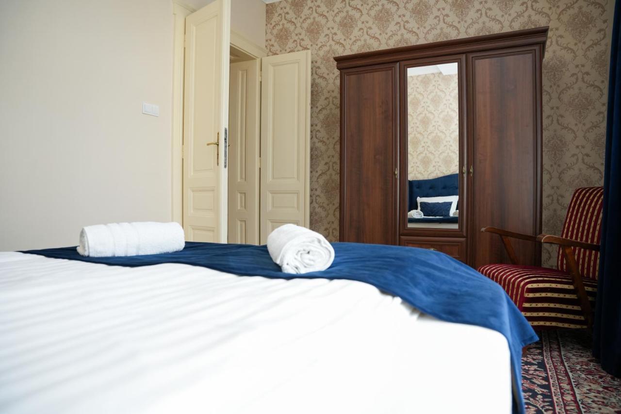 Varkert Deluxe Apartmanhaz Вілла